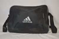 Adidas Sport Tasche Umhängetasche schwarz retro vintage Niedersachsen - Wolfsburg Vorschau