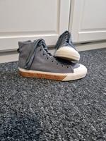 Neue Adidas Schuhe Nizza Hi Canvas Turnschuhe Größe 42 Niedersachsen - Ganderkesee Vorschau