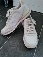 Schöne beige Sneaker von Puma in der Größe 40 Nordrhein-Westfalen - Bottrop Vorschau