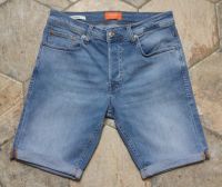 Shorts Jeans Jack & Jones Gr S regular hellblau kaum getragen Niedersachsen - Winsen (Luhe) Vorschau