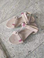 Wildleder Klettverschluss Sandalen gr.34 neu leicht rosa Stuttgart - Stuttgart-Süd Vorschau