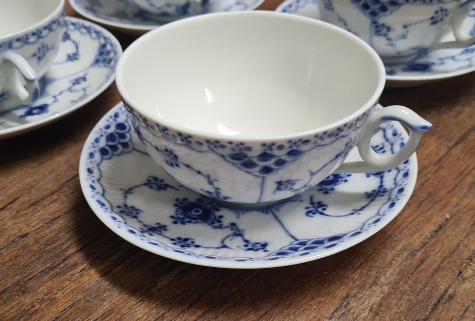 1 Royal Copenhagen Musselmalet 656 groß Teetasse + Untere 1.Wahl in Bochum