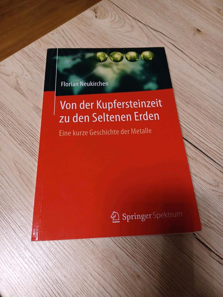 Verschiedene Bücher in Leverkusen