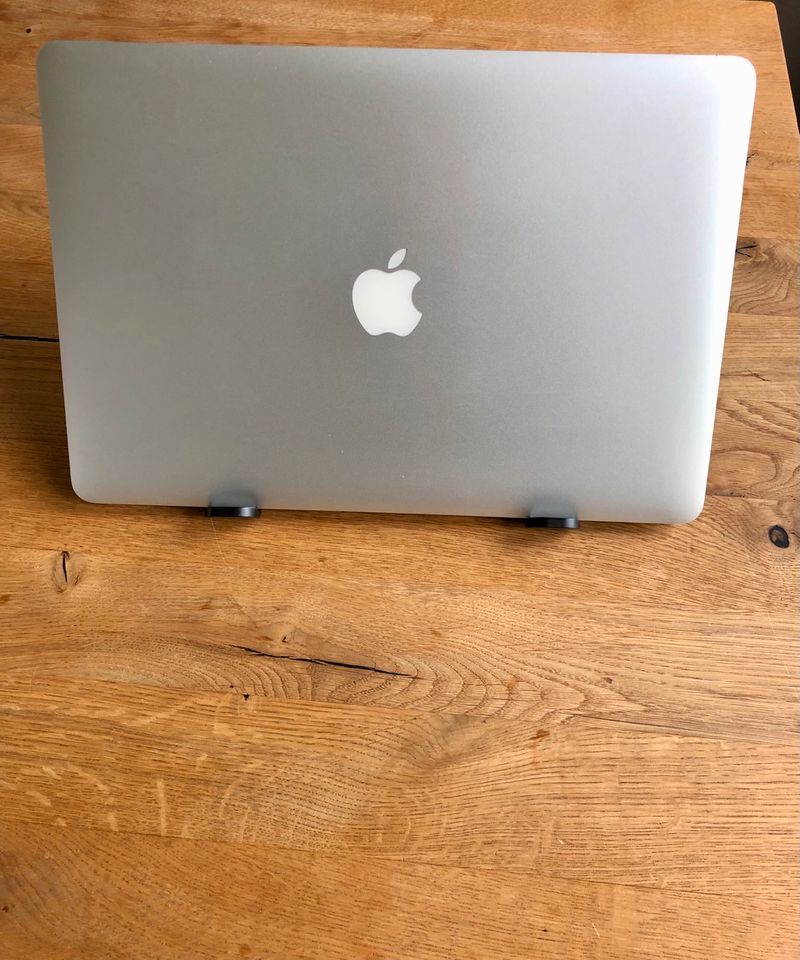 Apple MacBook Pro i7 Retina in Düsseldorf
