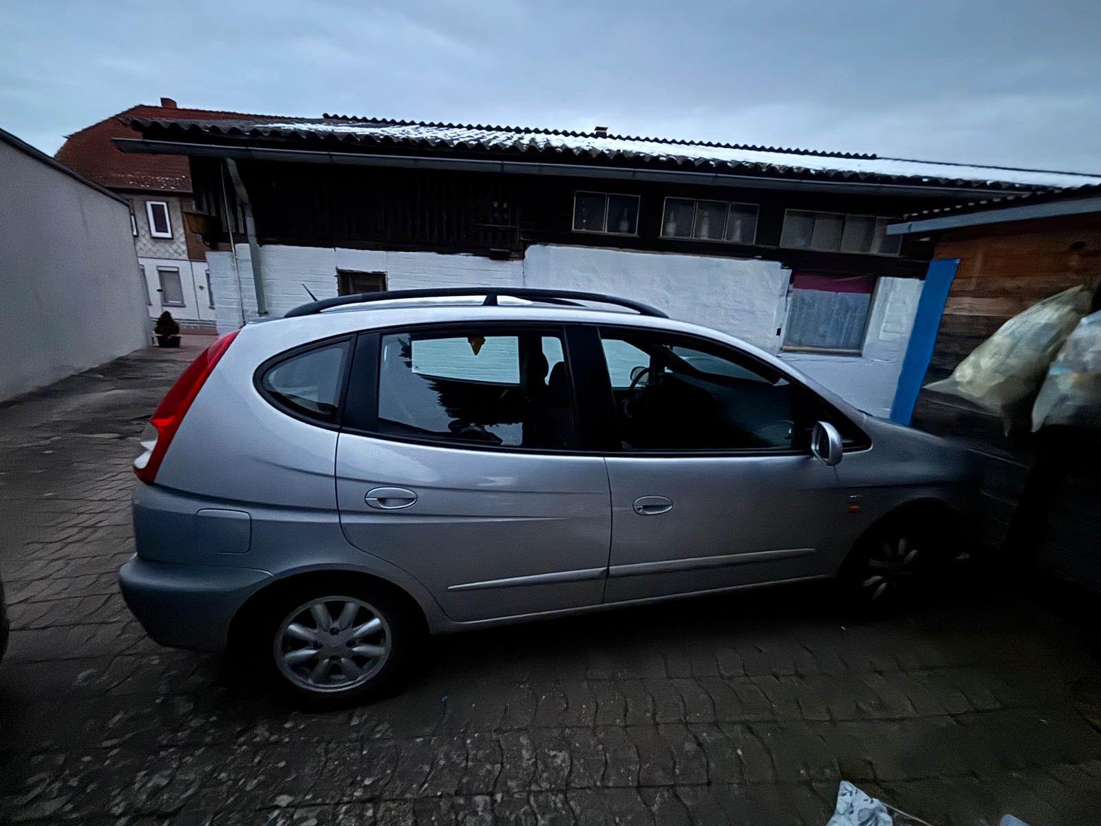 Abbildung des Autos Daewoo Rezzo