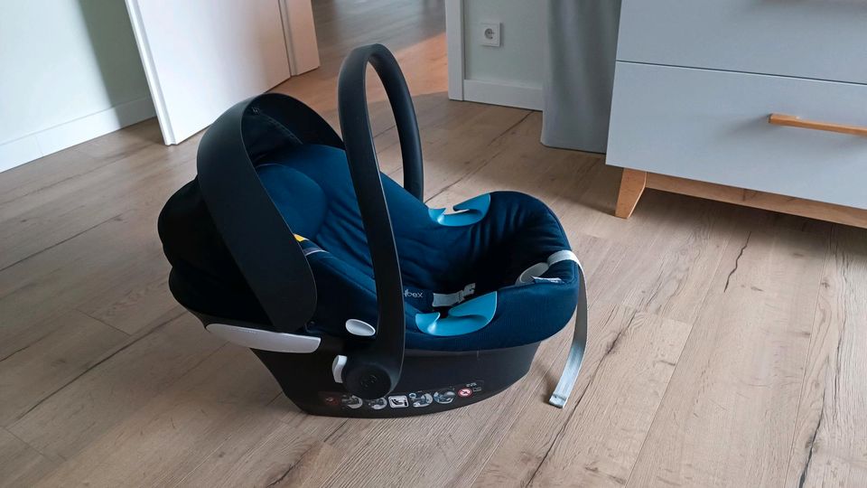 Autoschale/Babyschale cybex Anton M in Sarstedt