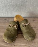 Holzclogs catwalk Gr 41 grün mit goldener Spange Bayern - Pförring Vorschau
