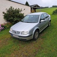 VW Bora wenig Kilometer Bayern - Boos Vorschau