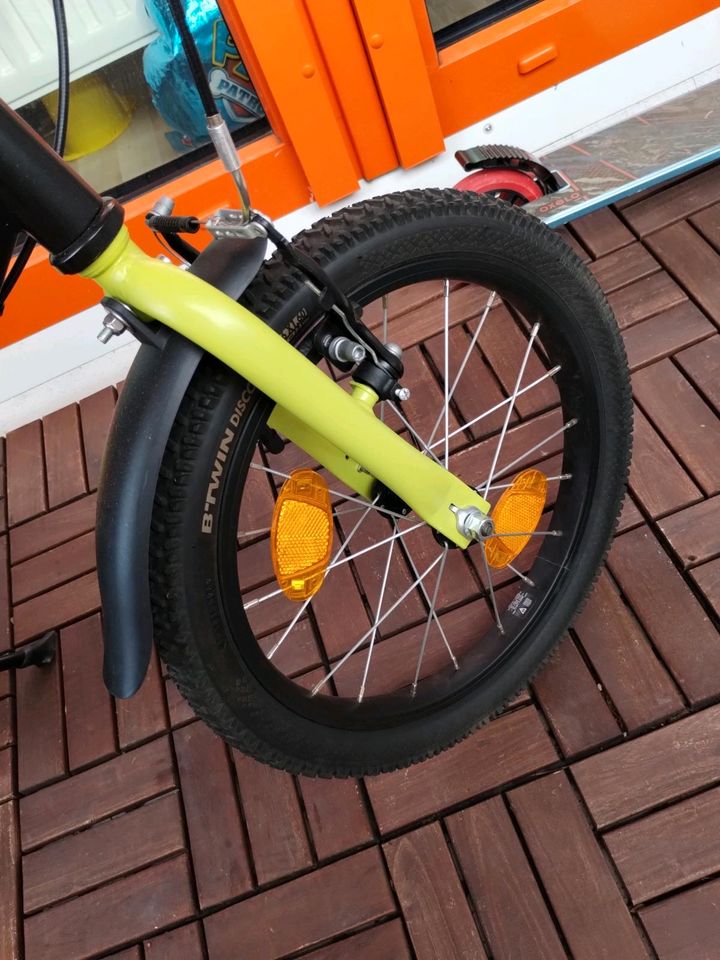 Fahrrad Kind 16 Zoll in Unterschleißheim