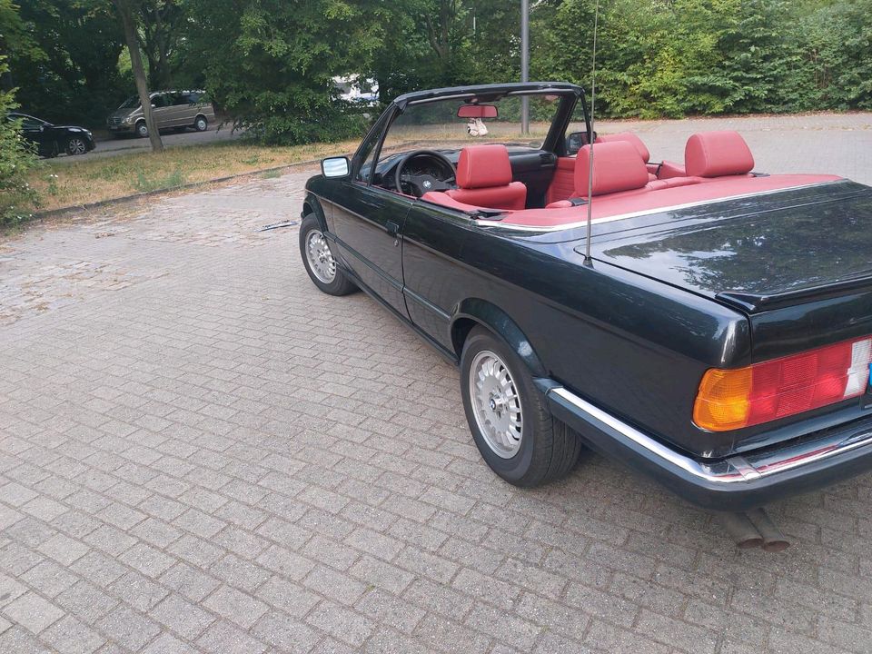 BMW E30 325 i H-Zulassung Cabrio in Berlin