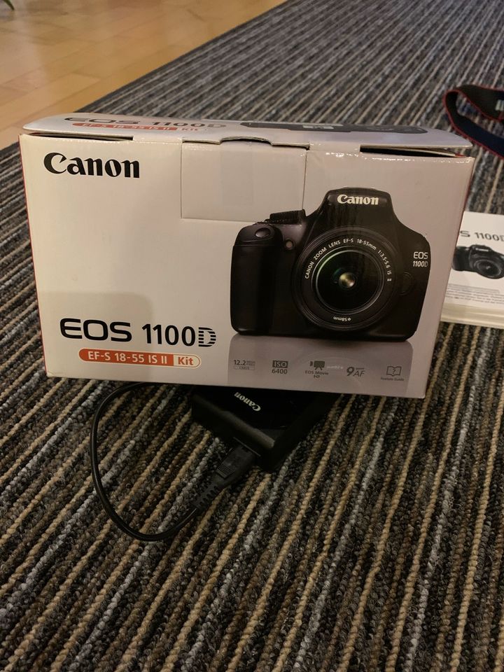 Canon EOS 1100D Spiegelreflexkamera Fotoapparat in Schierling