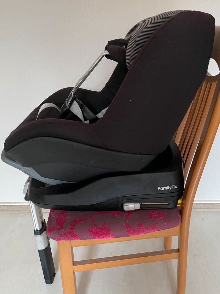 Maxi Cosi Kindersitz mit Isofix 0-13 kg in Oberhausen