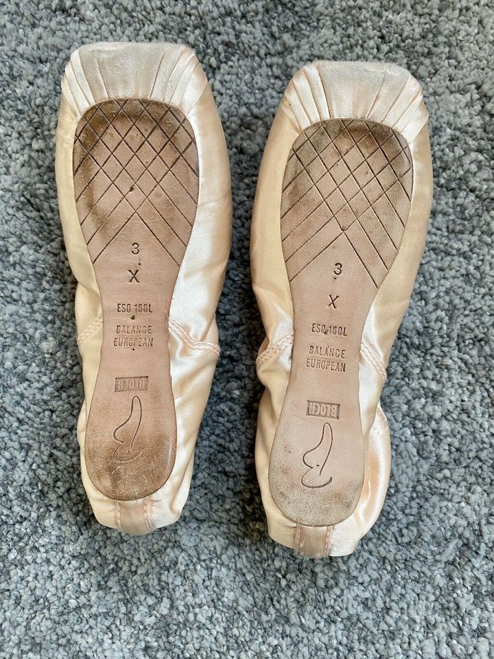 Ballettschuhe Spitzenschuhe Bloch 35 balance european 3 X in Brieselang