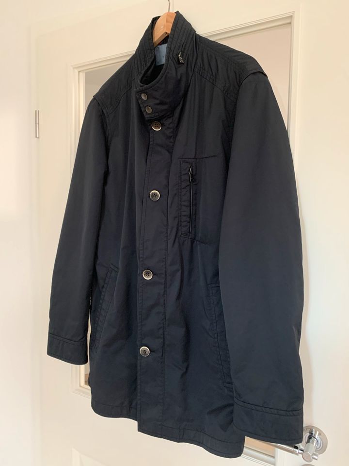 Mantel Herren Hugo Boss Neuwertig blau Gr L / 52 (Jacke) in Cloppenburg