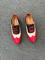 Schnürschuhe im klassischen Retro-Brogue-Stil Kiel - Pries-Friedrichsort Vorschau