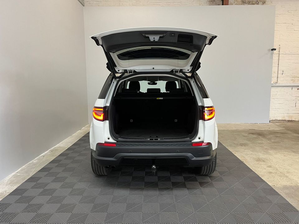 Land Rover Discovery Sport D240 SE AWD *Pano-LED-AHK* in Emden