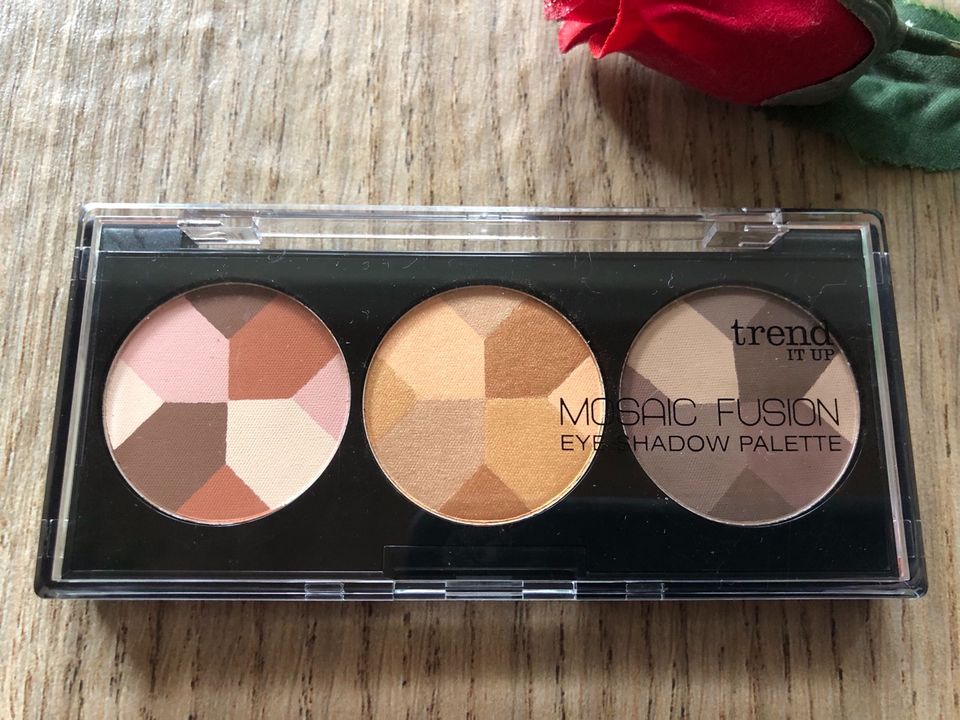 Eyeshadow Palette Mosaic von Trend it up in Hausham