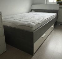 Bett 120x200 grau-weiß inkl. Nachttisch, Matratze, Lattenrost Baden-Württemberg - Gaggenau Vorschau