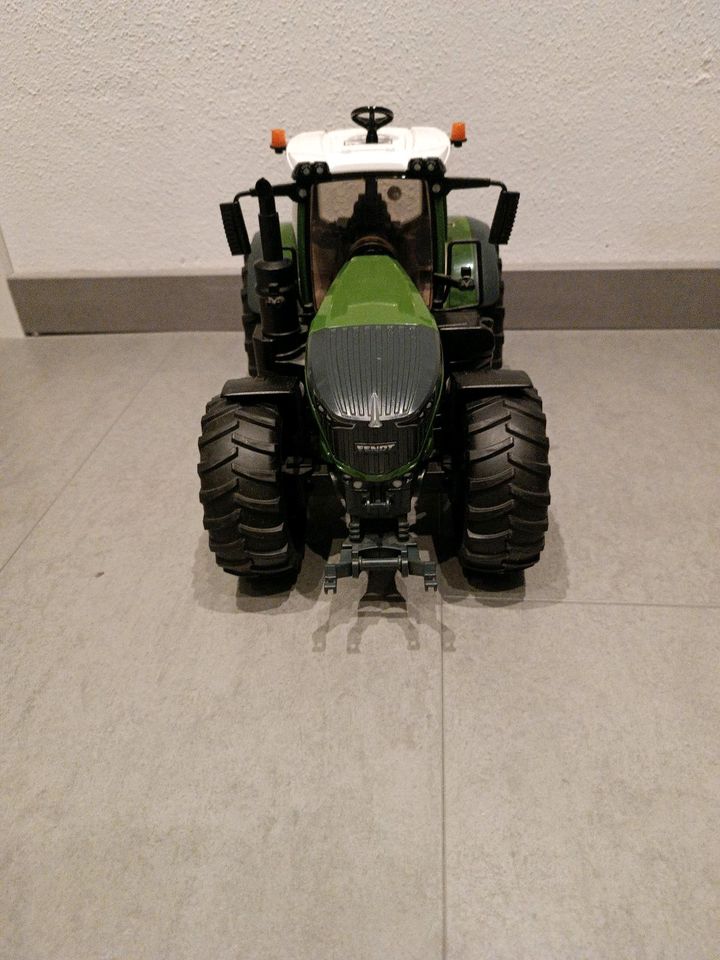 Bruder Fendt 1050 in Sulzheim