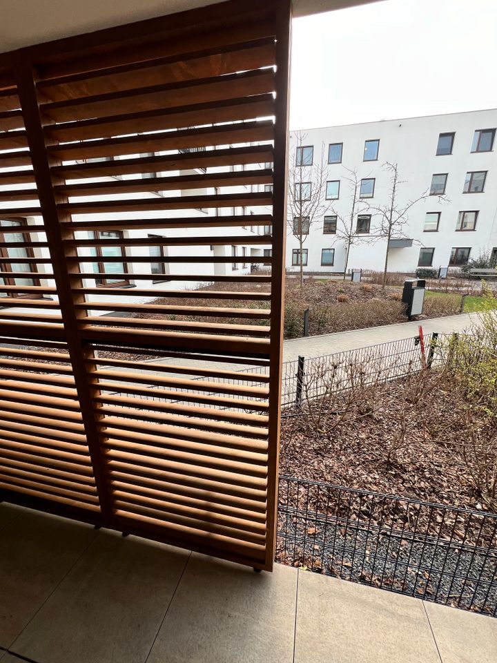 Rollläden für die Terrasse aus Holz in Stade