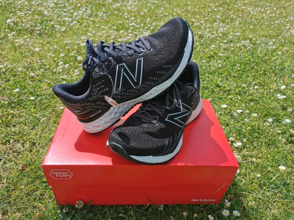 New Balance NIKE Sportschuh *NEU* in Aldenhoven