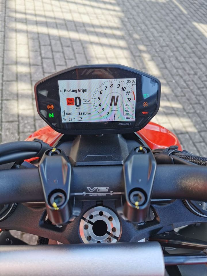 Ducati Streetfighter V2 in Zweibrücken