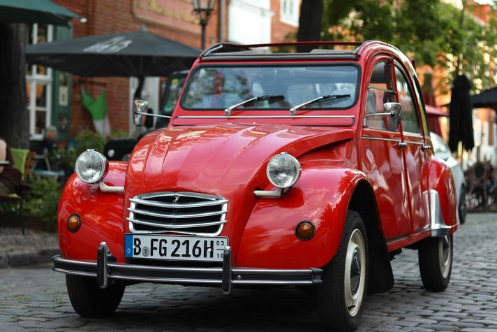 Citroen 2CV Ente Oldtimer & Hochzeitsauto mieten in Berlin! in Berlin