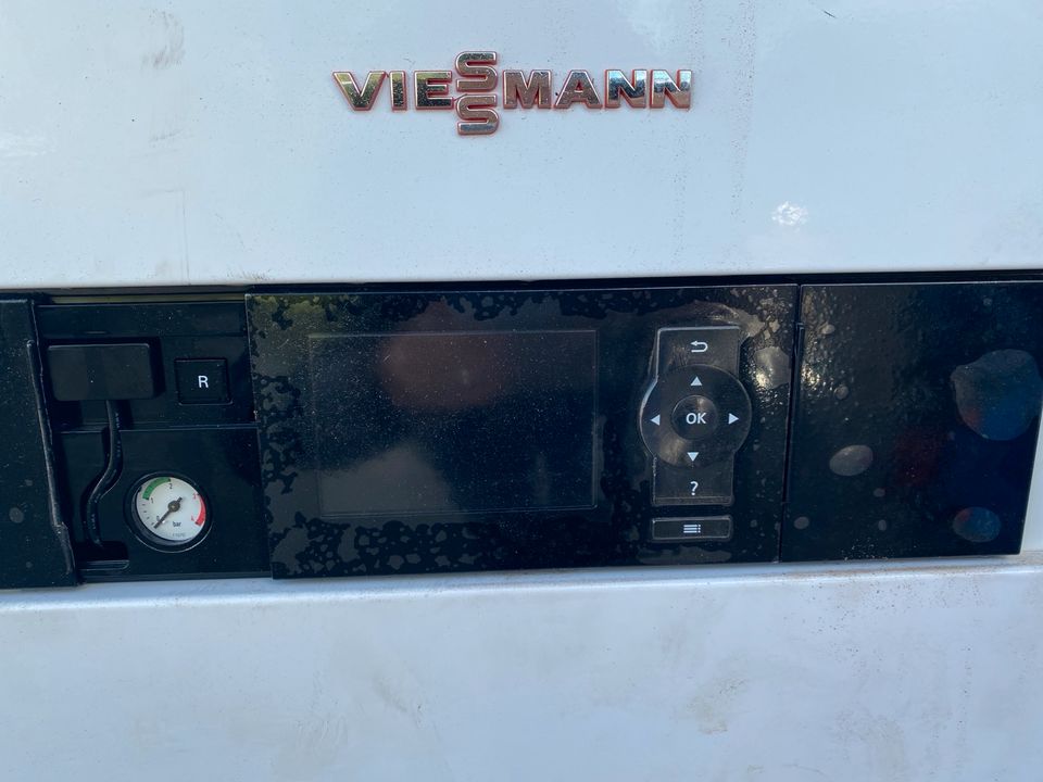 Viessmann Öl/Hybrid Heizung mit WLAN funktion in Rottenburg am Neckar