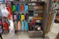 Verkaufsinsel Warendisplay Accessoires Kleinteile Handyzubehör Frankfurt am Main - Seckbach Vorschau