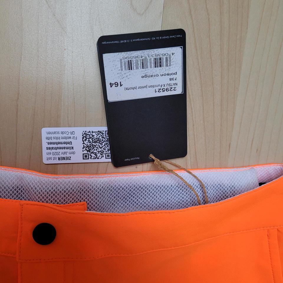 NEU Ziener Radhose Gr.164 kurze Hose mit Innenhose Shorts in Rochlitz