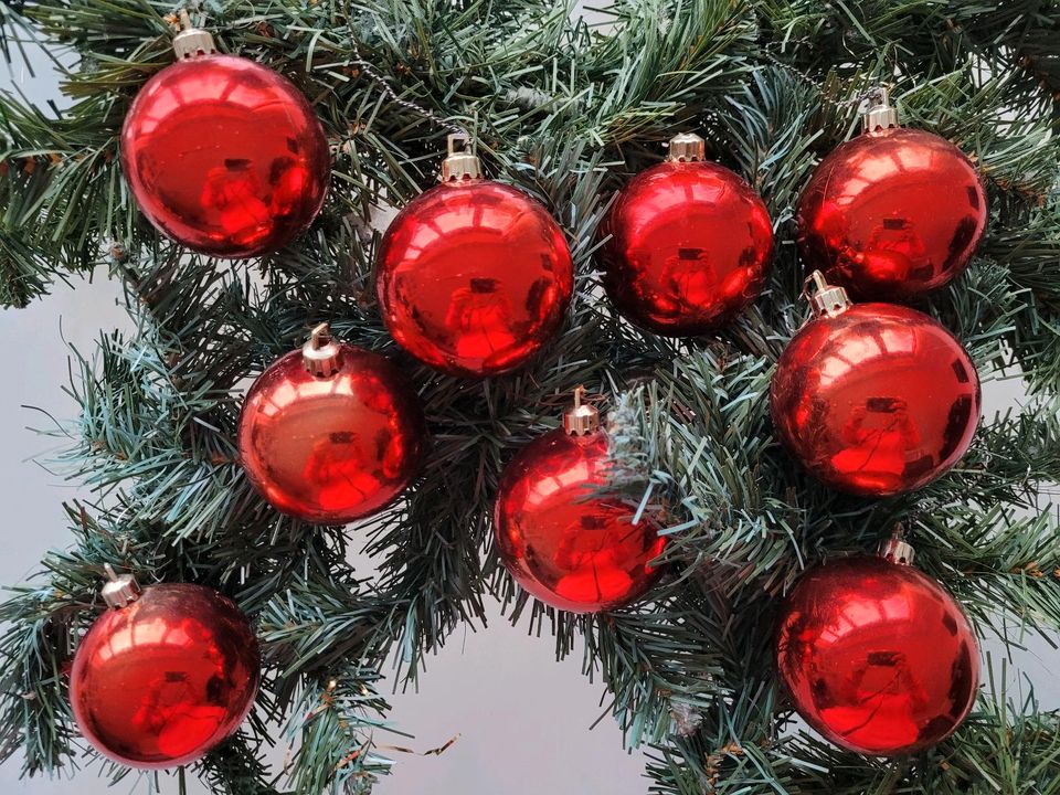 9 rote Weihnachtsbaumkugeln,Baumschmuck Weihnachten in Hude (Oldenburg)