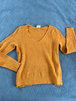Gelber kuscheliger Strickpullover mit V-Ausschnitt Nordrhein-Westfalen - Senden Vorschau