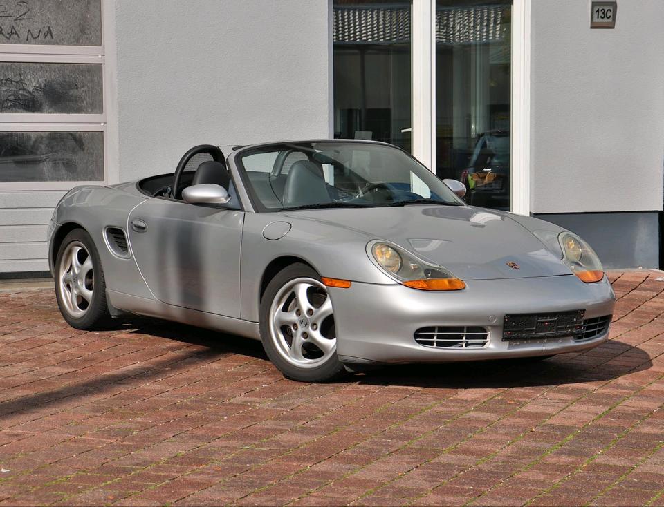 Porsche Boxster 2.5 Schalter,1.Hand,Originalzustand in Mogendorf