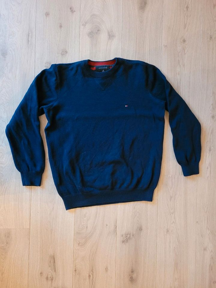 Pullover Strickpullover Tommy Hilfiger Größe L in Attendorn