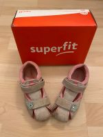 Sehr gut erhaltene Sandalen für Mädchen, Superfit, Größe 26 Frankfurt am Main - Sachsenhausen Vorschau