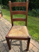 4x Stühle, Massiv Holz, gefloch. Sitzfläche Komplettpreis Thüringen - Bad Klosterlausnitz Vorschau