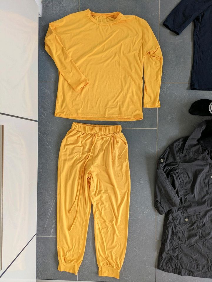 Sport Funktionskleidung Fjällräven Bluse Gr. S M Wandern wie neu in Aachen