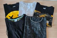 Kleiderpacket T-Shirts Jungen Größe 146-152 Niedersachsen - Weener Vorschau