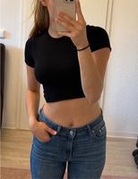Top Bauchfrei Sport schwarz H&M Größe XS Sachsen-Anhalt - Magdeburg Vorschau