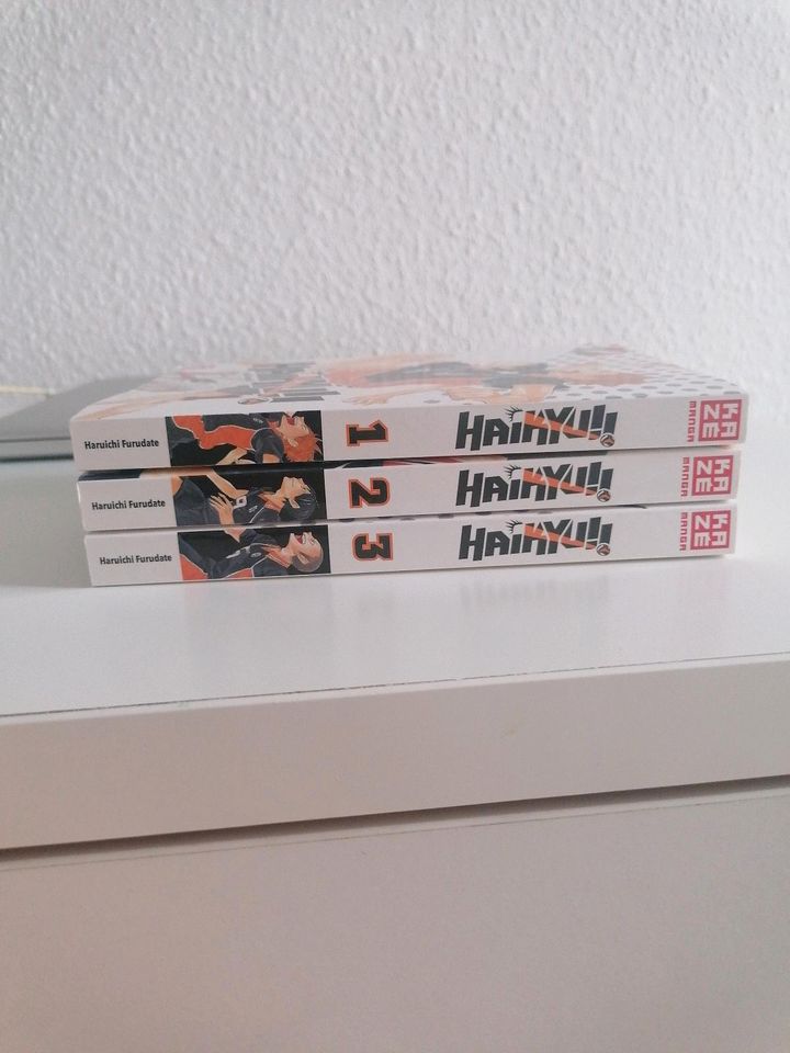 Haikyu Band 1 bis 3 in Frankfurt am Main