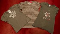 3 x T-Shirts Mädchen 128 134 khaki s.Oliver, Esprit, Pocopiano Rheinland-Pfalz - Hütschenhausen Vorschau