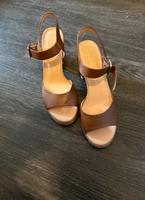 Sandalen mit Absatz Mitte - Wedding Vorschau
