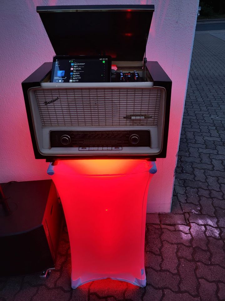 Vintage Jukebox, Party Anlage, Musik, DJ Geburtstag Mieten in Sassenburg