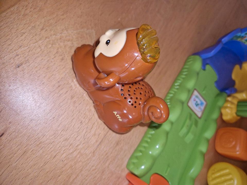 Vtech Baumhaus mit Elefant und Affe in Buxtehude