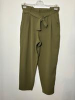 Amisu Hose Gr.42 grün High waist Stoff mit Gürtel Nordrhein-Westfalen - Wiehl Vorschau