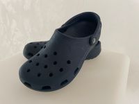 Crocs  Badeschuhe - dunkel blau - Gr. W 8 - 9 Hessen - Kassel Vorschau