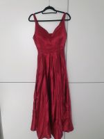 Rotes Satin Kleid/ Abschlusskleid / Abendkleid  mit schlitz Nordrhein-Westfalen - Herne Vorschau