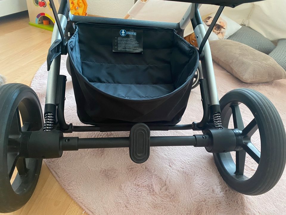 Cybex Balios S 2 in 1 mit Babysafe Cybex Aton M in Offenburg