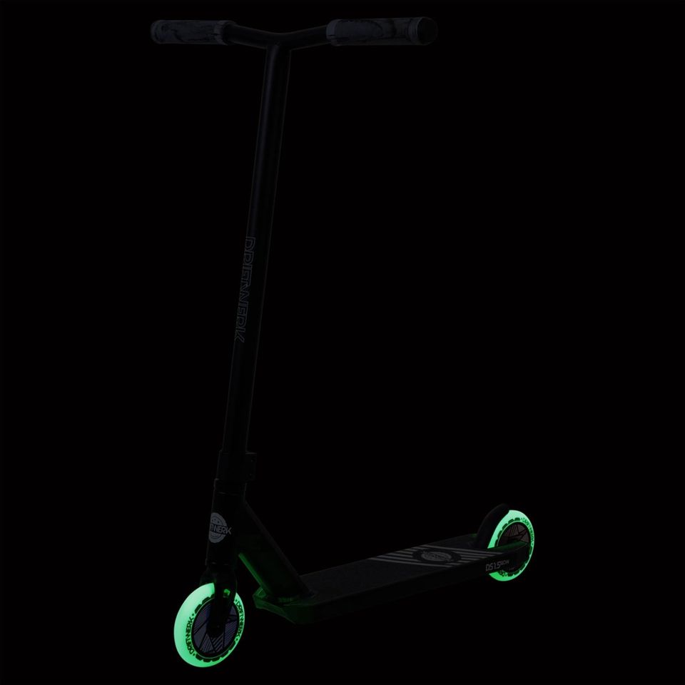 Driftwerk Freestyle Stunt Scooter DS1.5 Glow o. Mudcrack Neu 99€* in Emmerting