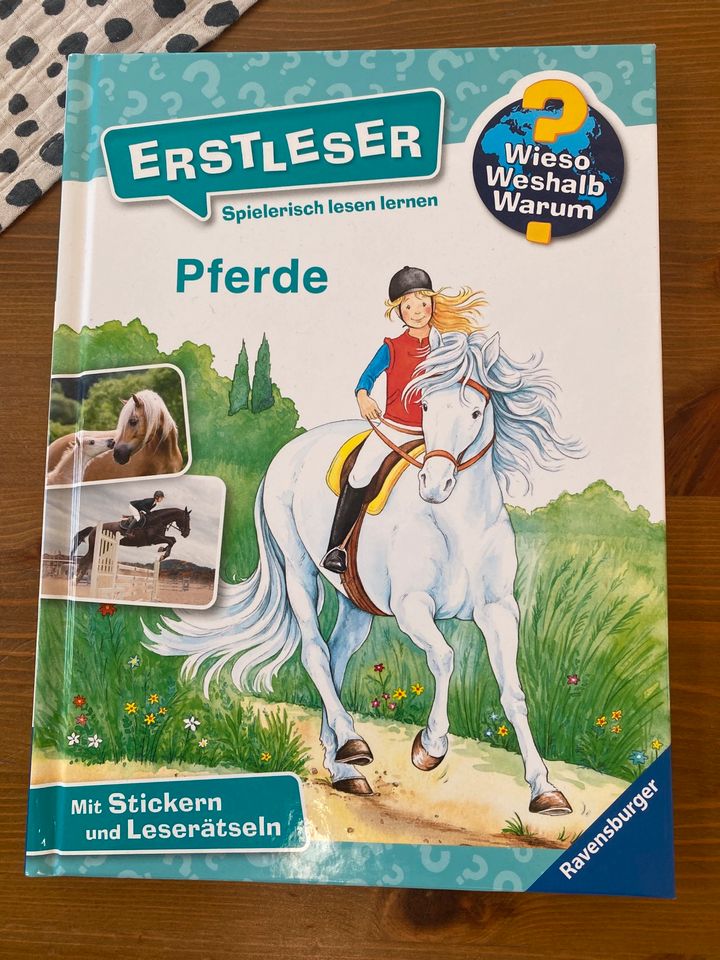 ♥️ Paket Buch „ Pferde“ plus Kartenspiel Pferde in Bielefeld